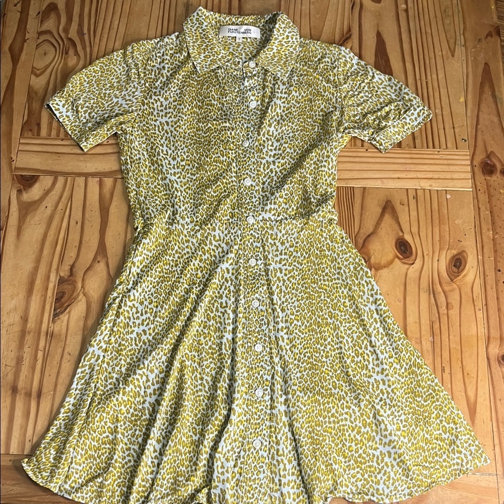 Diane Von Furstenberg Green/Yellow Leopard Print Dress - Picture 2 of 10